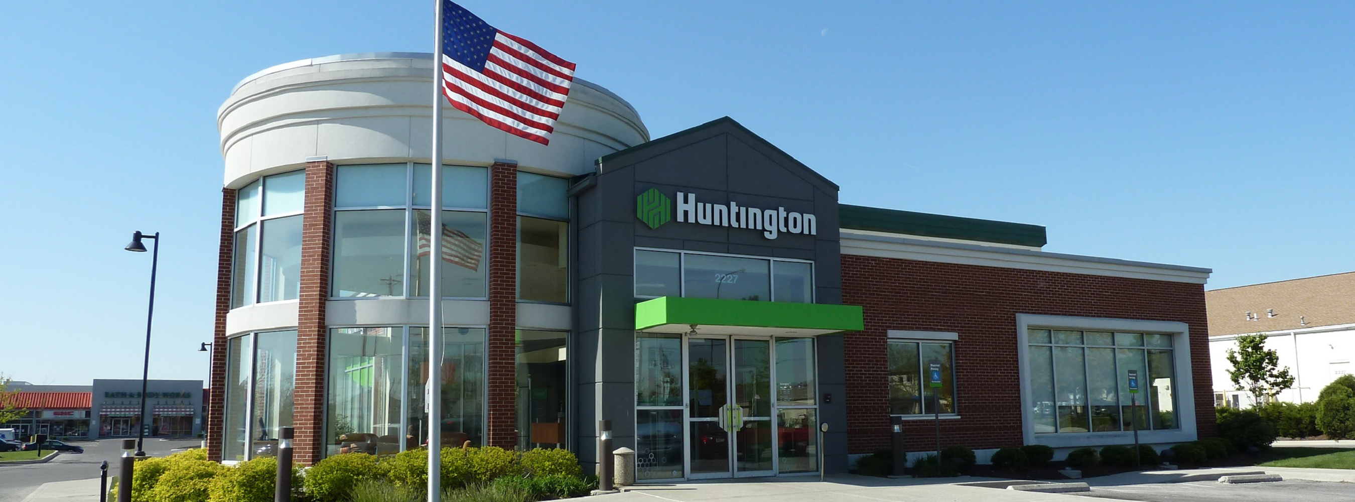 Huntington National Bank building exterior